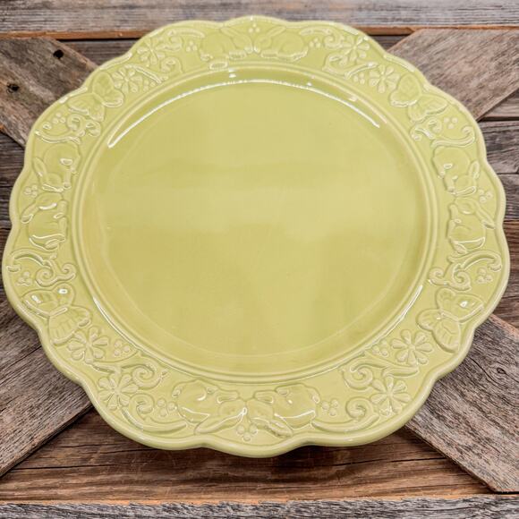 Pair of Spring and Easter Themed Plates w Embossed Bunnies and Butterflies-10.5” - Picture 10 of 10